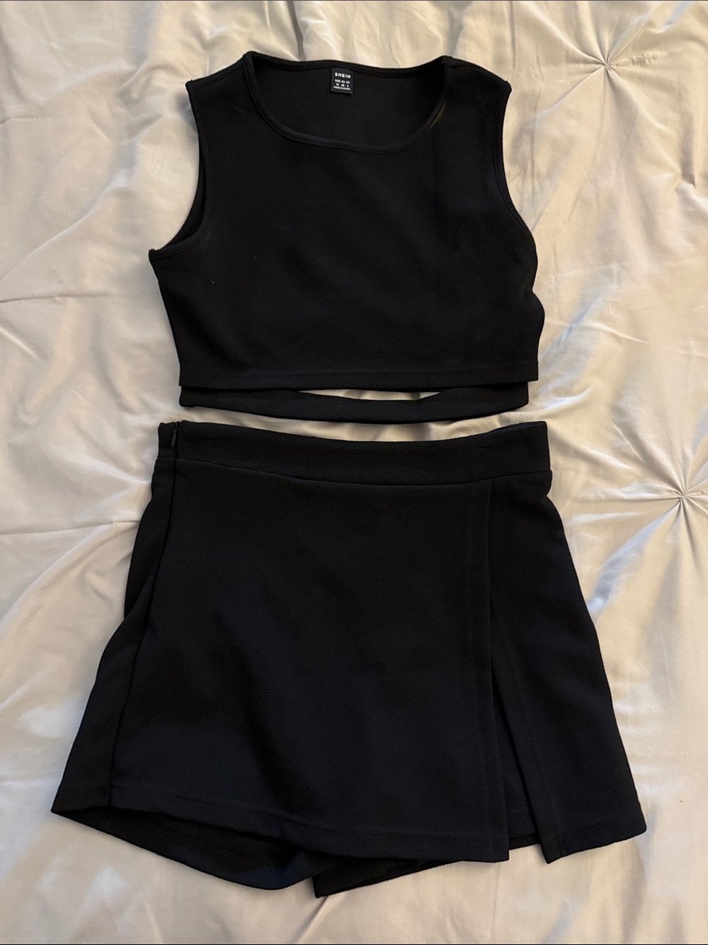 SHEIN Black Two-Piece Cropped Tank & Skort Set